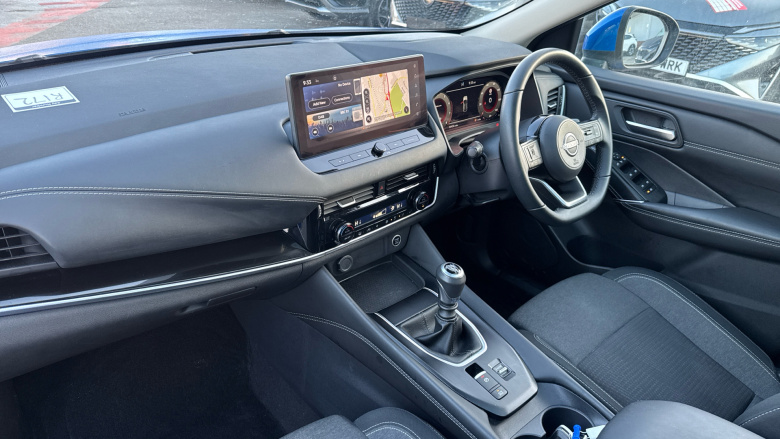 Nissan Qashqai 1.3 DiG-T MH N-Connecta 5dr Petrol Hatchback